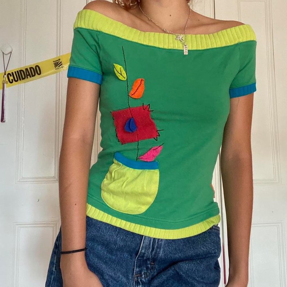 Green off the shoulder top. Size S. Stretchy.